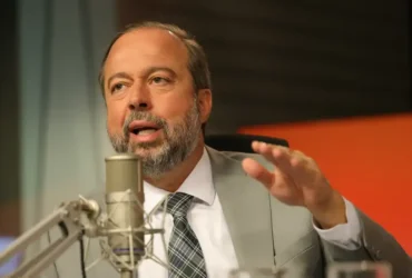 Ministro Silveira esclarece que apagão foi problema técnico e não falta de energia
