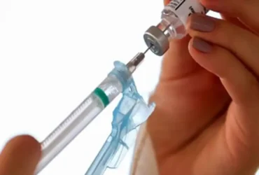 Brasil e Índia firmam acordo para fortalecer produção de vacinas