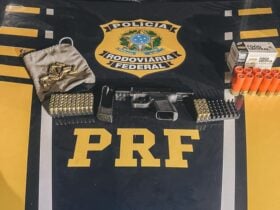 PRF apreende arsenal e drogas em caminhonete durante abordagem em Guarantã do Norte
