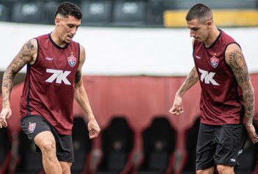 Vitória x Corinthians: Onde assistir ao vivo, horário e escalações do jogo no Barradão pela 30ª rodada do Brasileirão. Imagem: Divulgação Vitória