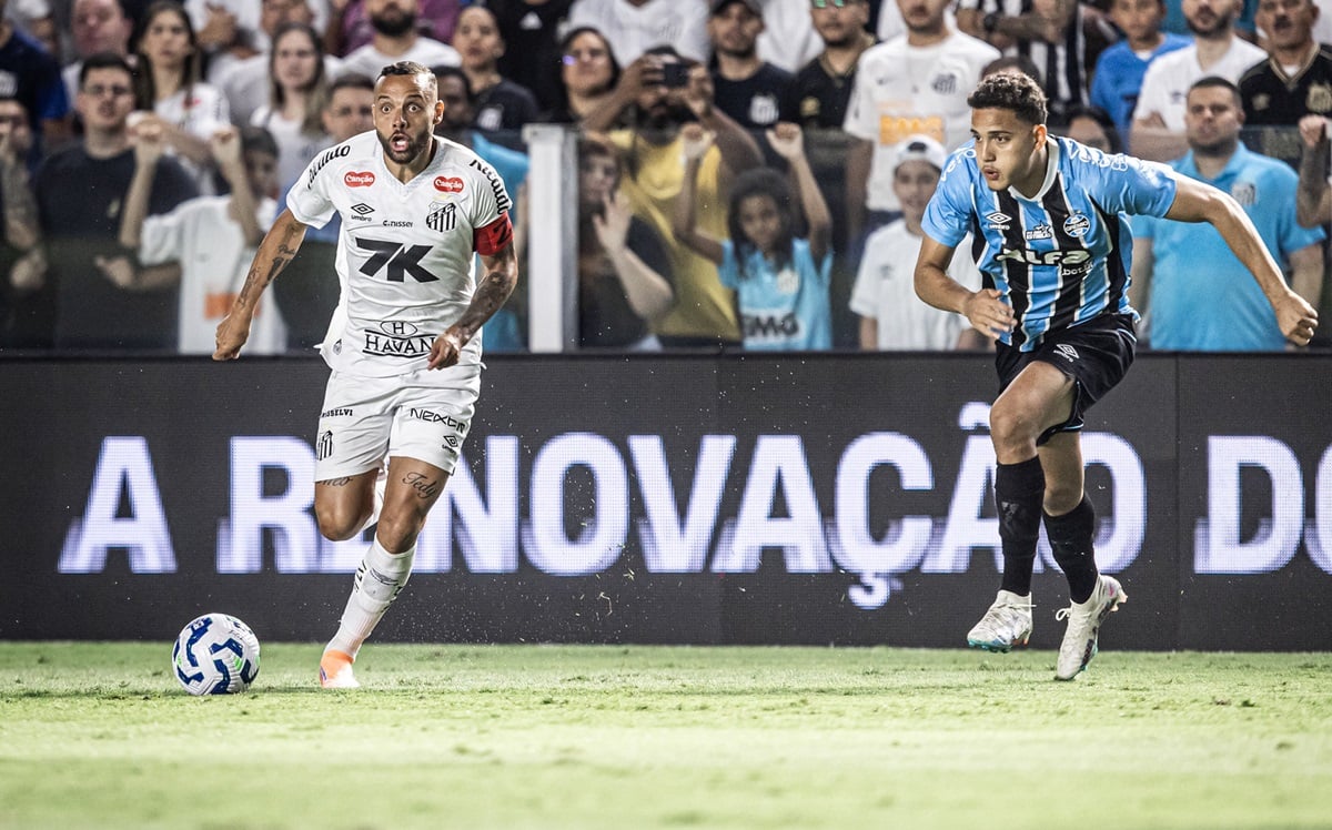 Ceará x Santos: onde assistir, horário e prováveis escalações pelo Brasileirão 2025. Imagem: Raul Baretta/Santos FC