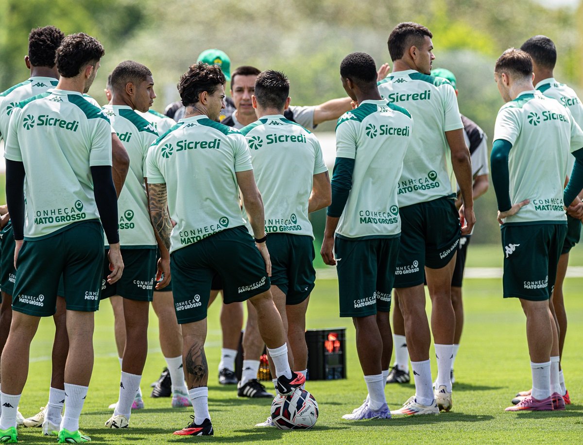Amazonas x Cuiabá: onde assistir, escalações e tudo sobre o duelo decisivo da Série B. Imagem: AssCom Dourado