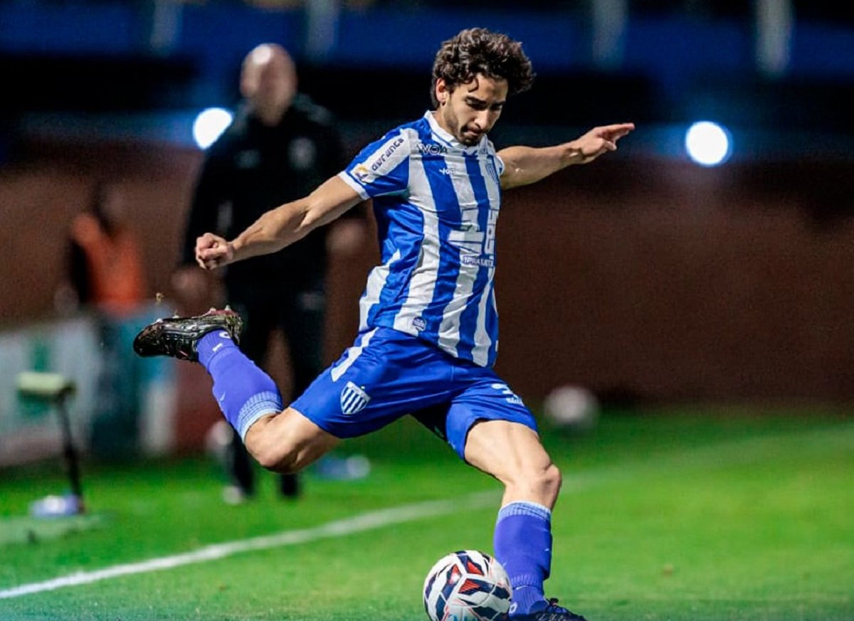 Athletico-PR x Avaí: onde assistir, escalações e tudo sobre o duelo decisivo na Série B. Imagem: Facebook Avaí