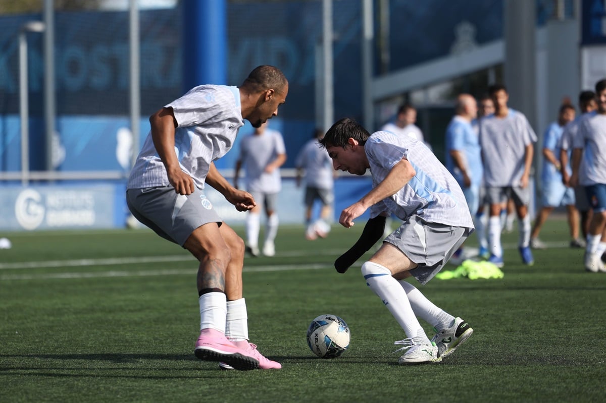 Real Oviedo x Espanyol: onde assistir e escalações para o duelo pela La Liga 2025/26. Imagem: Divulgação Espanyol Real Oviedo x Espanyol: onde assistir e escalações para o duelo pela La Liga 2025/26. Imagem: Divulgação Espanyol