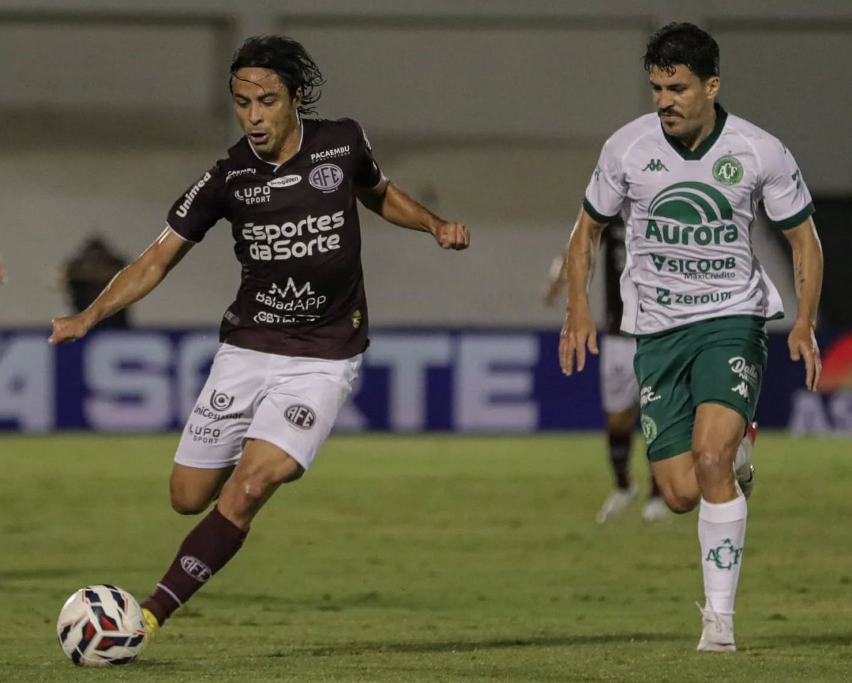 CRB x Ferroviária: onde assistir e escalações – Série B do Brasileirão 2025. Imagem: Divulgação Ferroviária