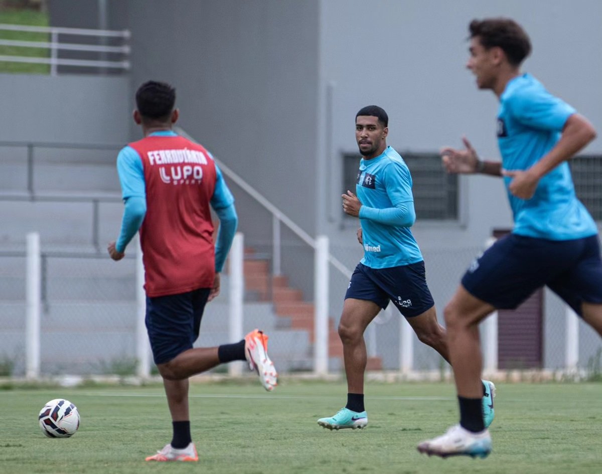 Ferroviária x Criciúma: duelo de extremos promete emoção na 35ª rodada da Série B 2025. Imagem: Divulgação Ferroviária