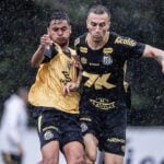 Santos x Fortaleza: duelo tenso na Vila Belmiro promete fortes emoções pela 31ª rodada do Brasileirão. Imagem: Raul Baretta/Santos FC