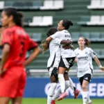 Colo Colo avança à semifinal da Libertadores Feminina com técnica brasileira