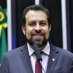 Boulos promete colocar governo na rua e ouvir demandas populares
