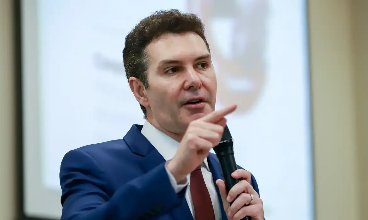 Caixa deve financiar 80 mil moradias com novo programa imobiliário até 2026