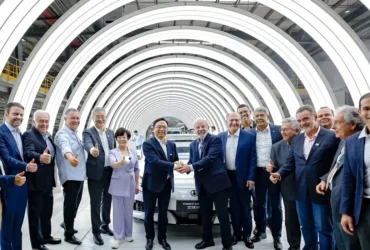Nova fábrica de carros elétricos da BYD reforça confiança no Brasil
