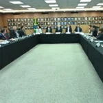 Governo cria comitê para enfrentar crise do metanol e proteger setor de bebidas