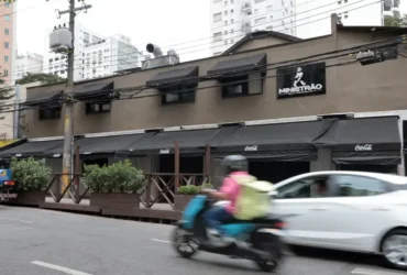 Bebida adulterada leva ao fechamento de estabelecimentos em SP