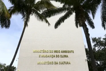 MinC anuncia transformação de escolas de samba em pontos de cultura