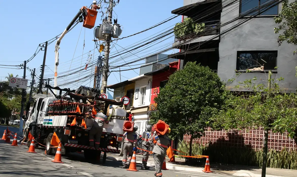 Justiça suspende prorrogação da concessão da Enel em São Paulo