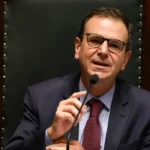 Prefeito do Rio apoia operação policial com 68 mortos e mantém serviços funcionando