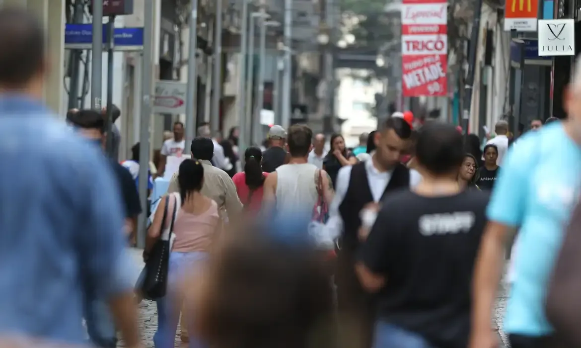 Censo 2022 revela queda no nível de ocupação no Brasil