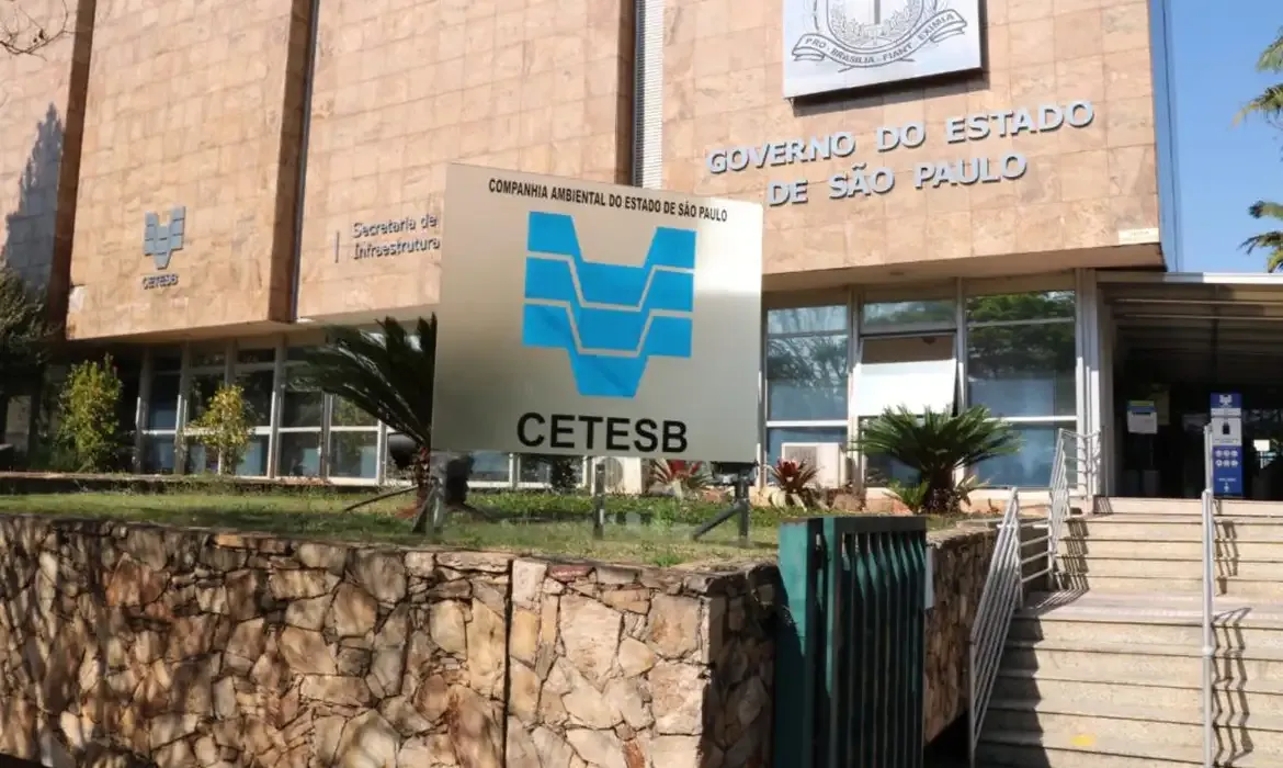 Cetesb investiga mortandade de peixes em Meridiano