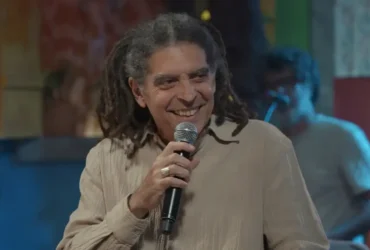 Samba celebra talentos do Estácio no programa com Marcos Sacramento