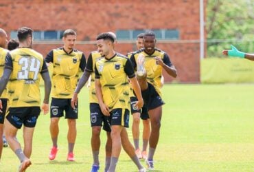 Volta Redonda: onde assistir, escalações e tudo sobre o duelo contra o rebaixamento na Série B. Imagem: @ecacrescimos