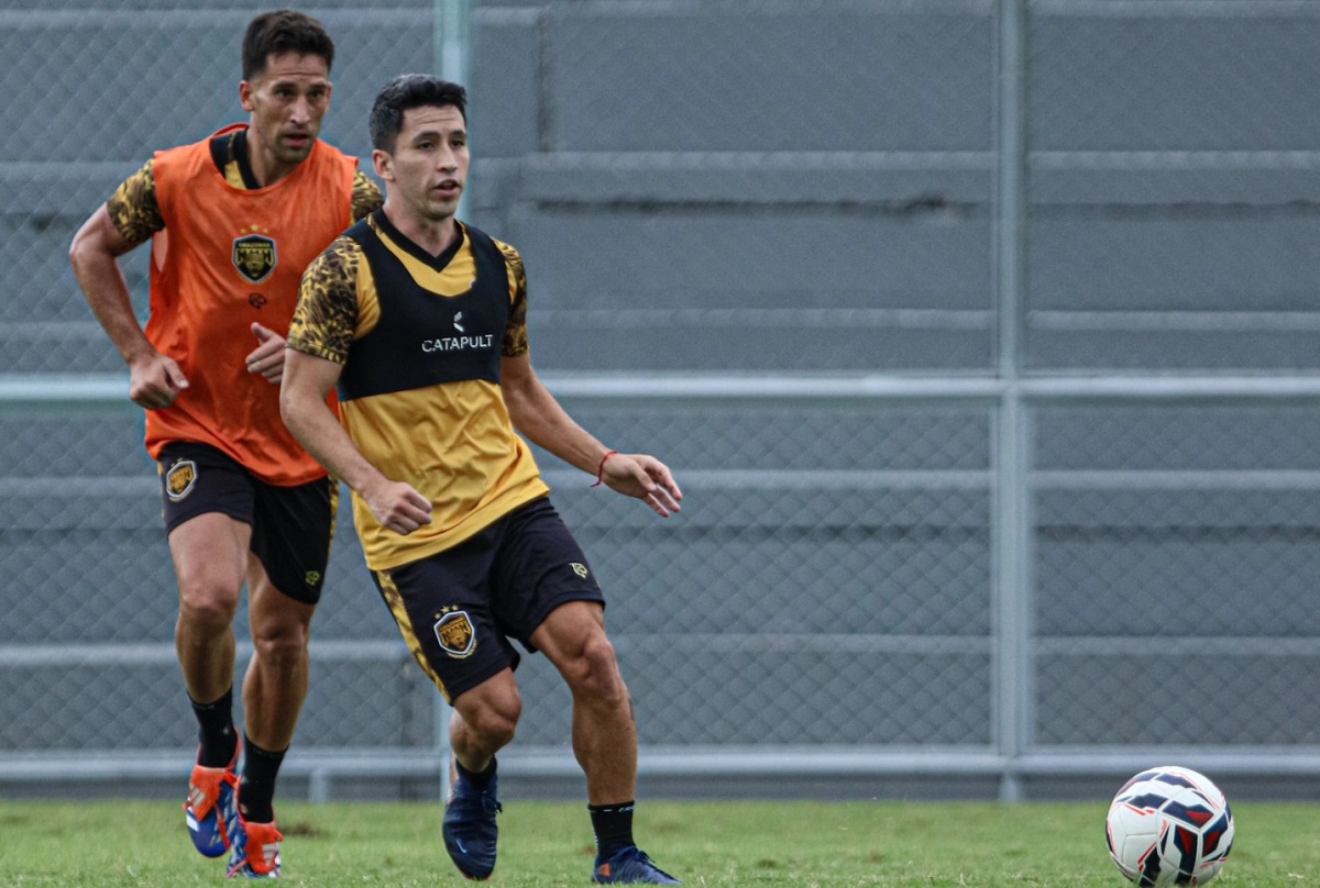 Athletico-PR x Amazonas: onde assistir, escalações e tudo sobre o jogo decisivo pela Série B. Imagem: @joaonormandoc AMFC Athletico-PR x Amazonas: onde assistir, escalações e tudo sobre o jogo decisivo pela Série B. Imagem: @joaonormandoc AMFC