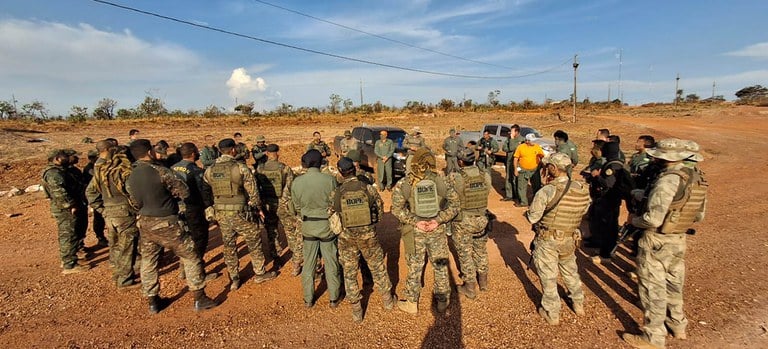 Agentes do GEF:Ibama e de forças policiais atuaram na Operação Xapiri-Sararé - Foto Divulgaçã:Ibama