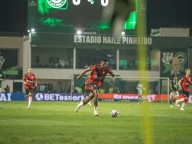 Atlético-GO x Athletico-PR: onde assistir, horário e prováveis escalações pela Série B. Imagem: Bruno Corsino