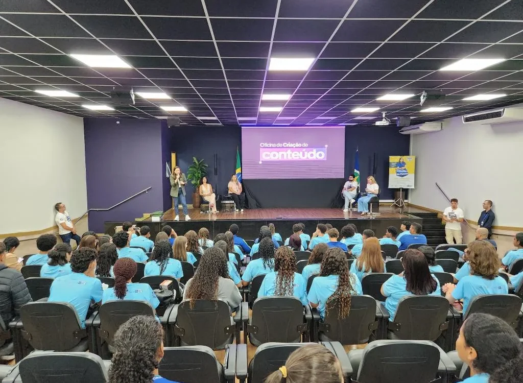 Cidadão do Futuro ensina cidadania e finanças a alunos da rede estadual