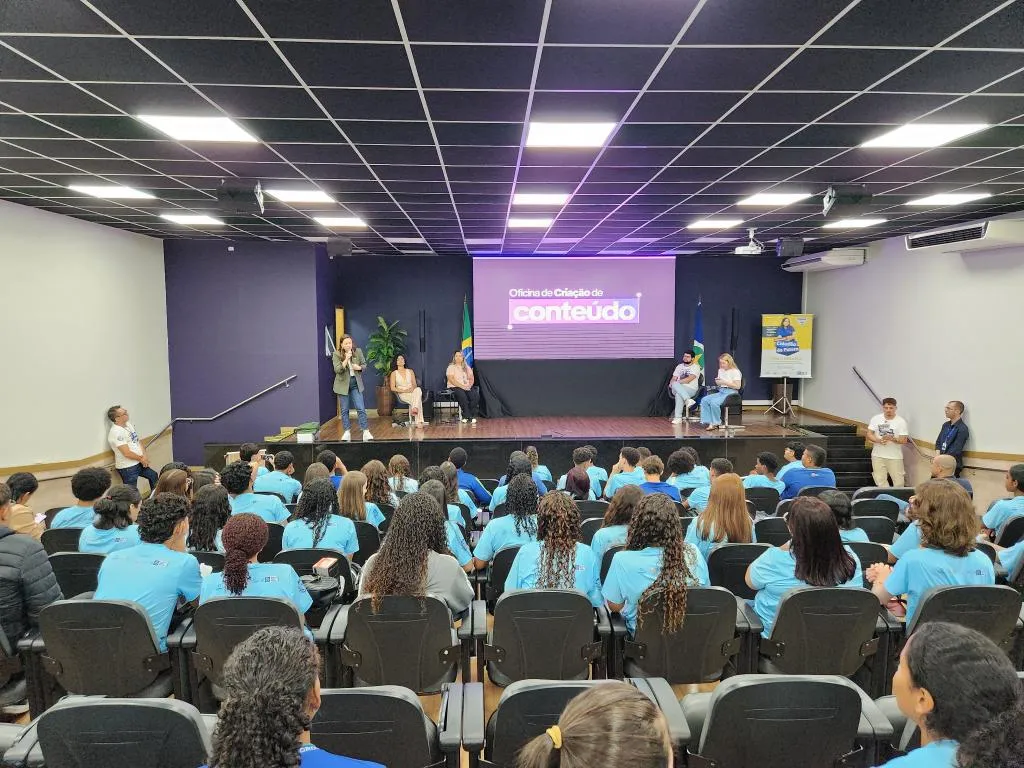 Cidadão do Futuro ensina cidadania e finanças a alunos da rede estadual