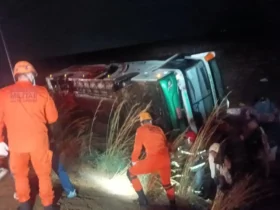Bombeiros atendem dois acidentes graves na BR-070 em Primavera do Leste