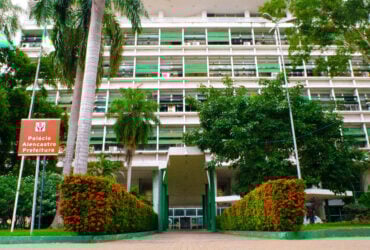 Cuiaba anuncia decreto preventivo diante de deficit financeiro na Saude