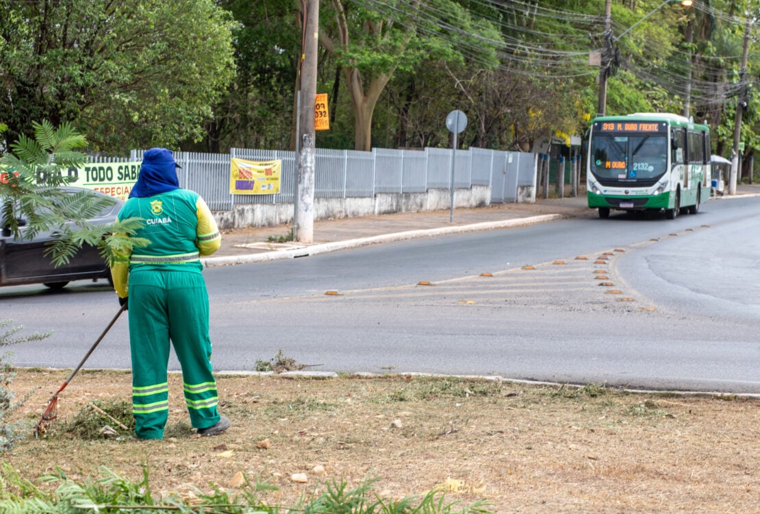 Cuiaba intensifica acoes de limpeza e manutencao no Morada do Ouro e regiao norte