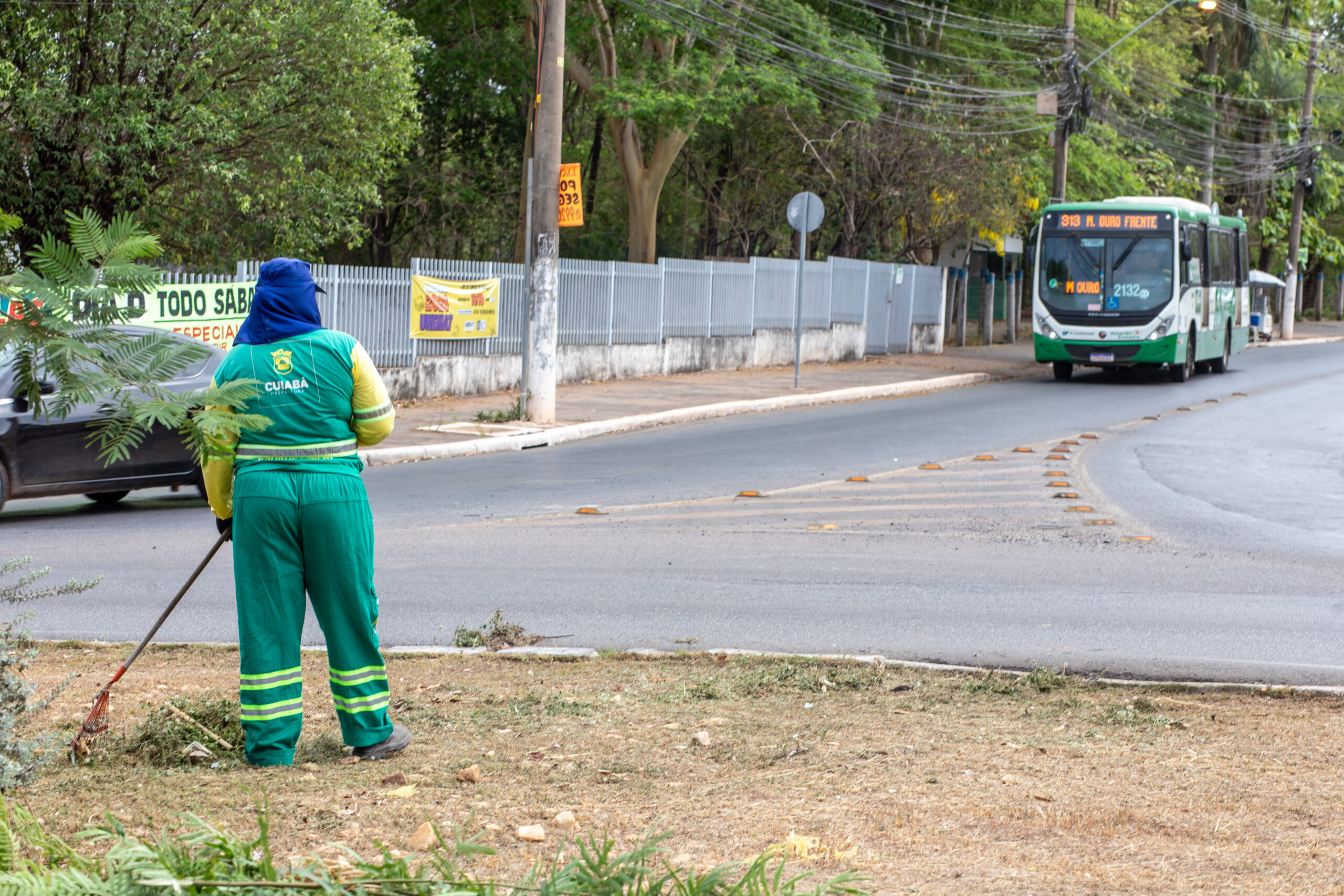 Cuiaba intensifica acoes de limpeza e manutencao no Morada do Ouro e regiao norte scaled