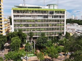 Cuiaba premia artes de combate a violencia contra mulher feitas por estudantes