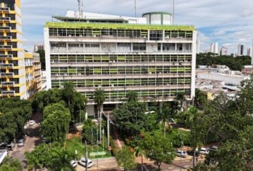 Cuiaba premia artes de combate a violencia contra mulher feitas por estudantes