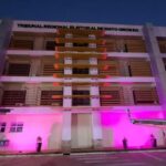 Edificio sede o TRE MT ganha iluminacao especial e reforca apoio a campanha Outubro Rosa