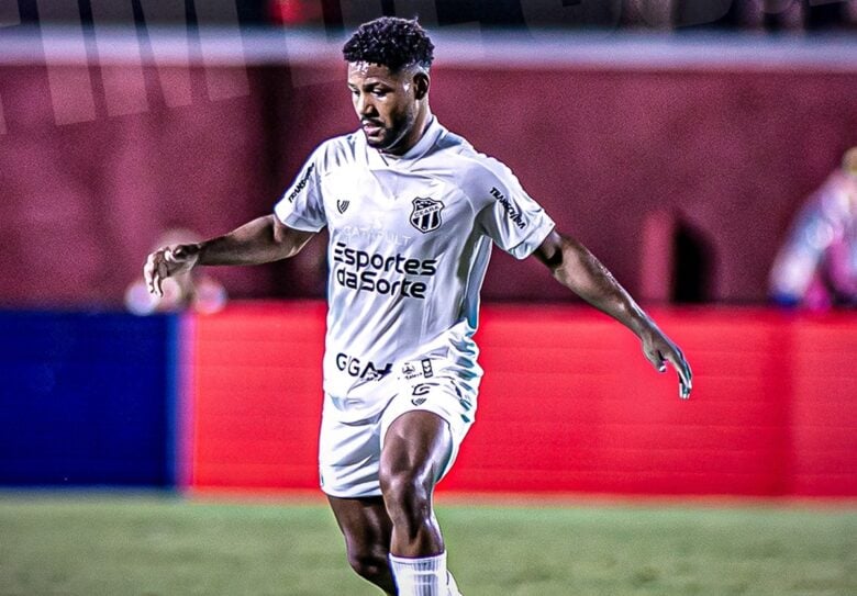 Ceará x Santos: onde assistir, horário e prováveis escalações pelo Brasileirão 2025. Imagem: Felipe Santos Ceará SC