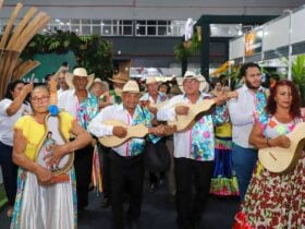 Forca feminina ecoa ao som da viola de cocho em Varzea Grande