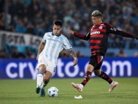 Lance de Racing x Flamengo. Imagem: Conmebol/Divulgação