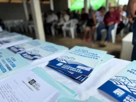 Após 25 anos, governo entrega títulos a famílias em Colniza