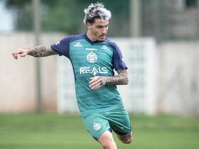 Coritiba x Athletico-PR: onde assistir, escalações e tudo sobre o Athletiba decisivo pela Série B. Imagem: JP Pacheco Coritiba