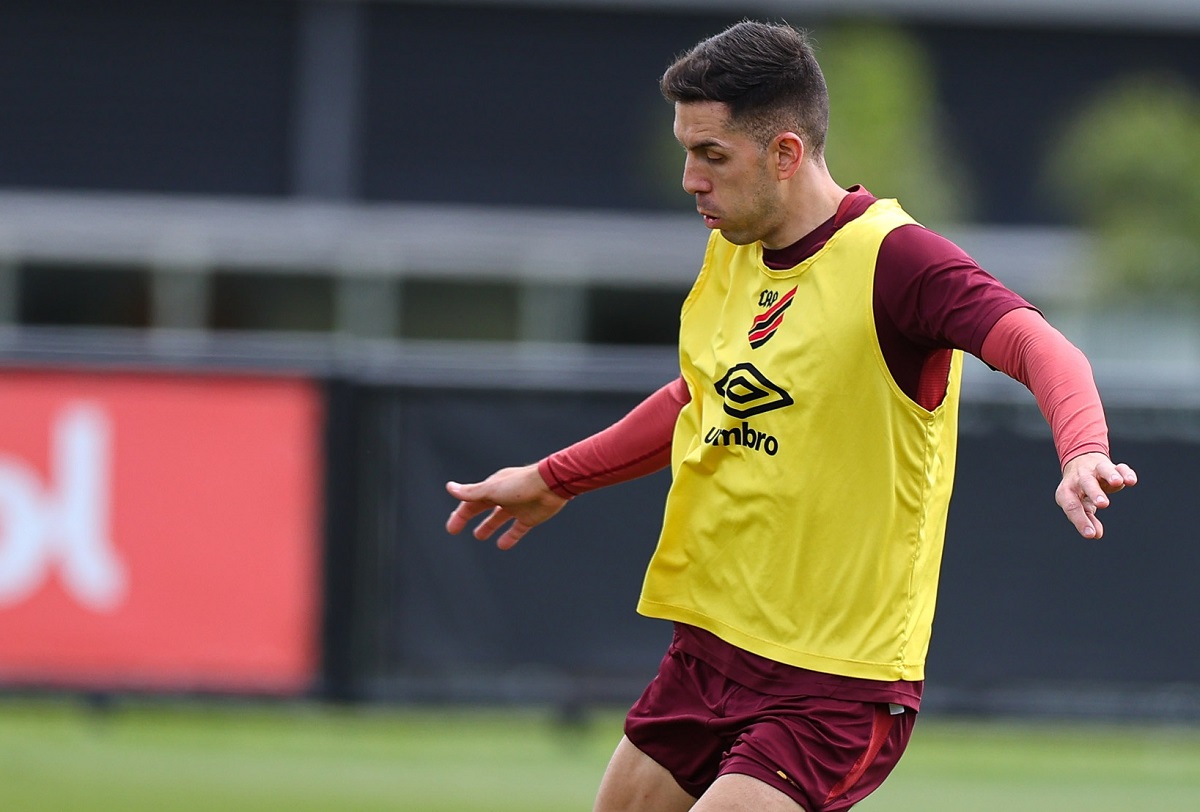 Athletico-PR x Amazonas: onde assistir, escalações e tudo sobre o jogo decisivo pela Série B. Imagem: José Tramontin athletico.com.br