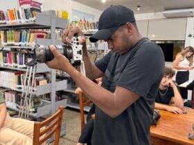 Jovens de Sorriso recebem certificados apos curso de formacao audiovisual