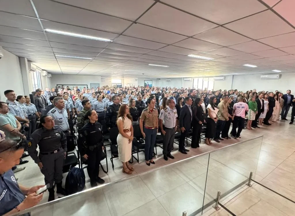 Mais de 100 mulheres são homenageadas na PM de MT