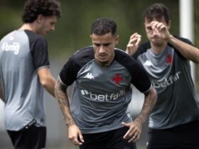Vasco x Vitória: onde assistir, horário, retrospecto e prováveis escalações pelo Brasileirão Série A 2025. Imagem: Matheus Lima #VascoDaGama