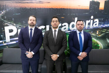 PGM bloqueia R 100 milhoes na Justica e mira grandes devedores de Cuiaba