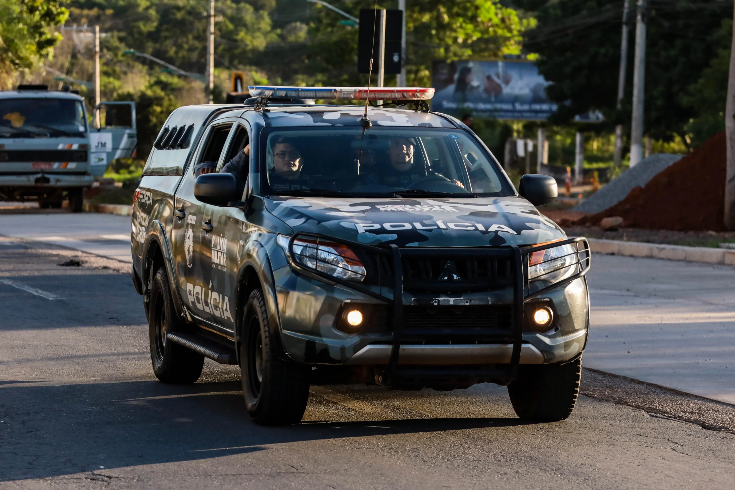 Casal é preso com drogas e animal silvestre abatido em Rondonópolis