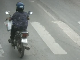 Adolescente é apreendido com placa falsa em Cuiabá