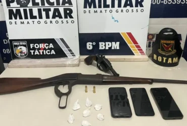 PM apreende fuzil, drogas e prende três em Cáceres