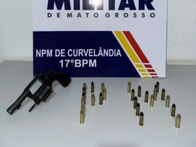Homem é preso por ameaçar pais e portar revólver em Curvelândia